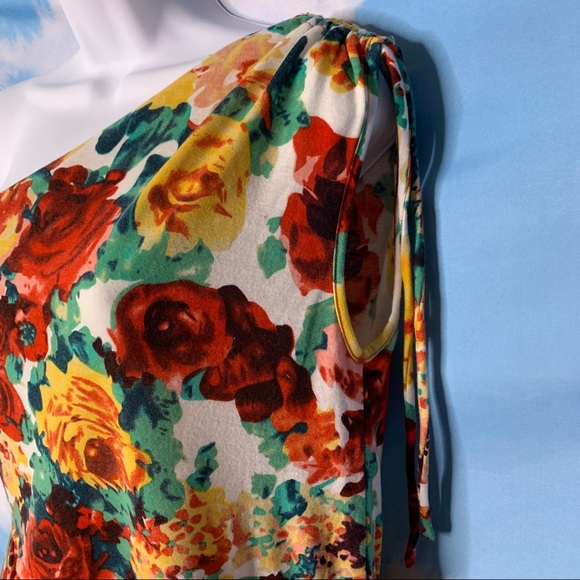 NWT- Sapa- One Shoulder Floral Dress size Medium - Picture 4 of 11